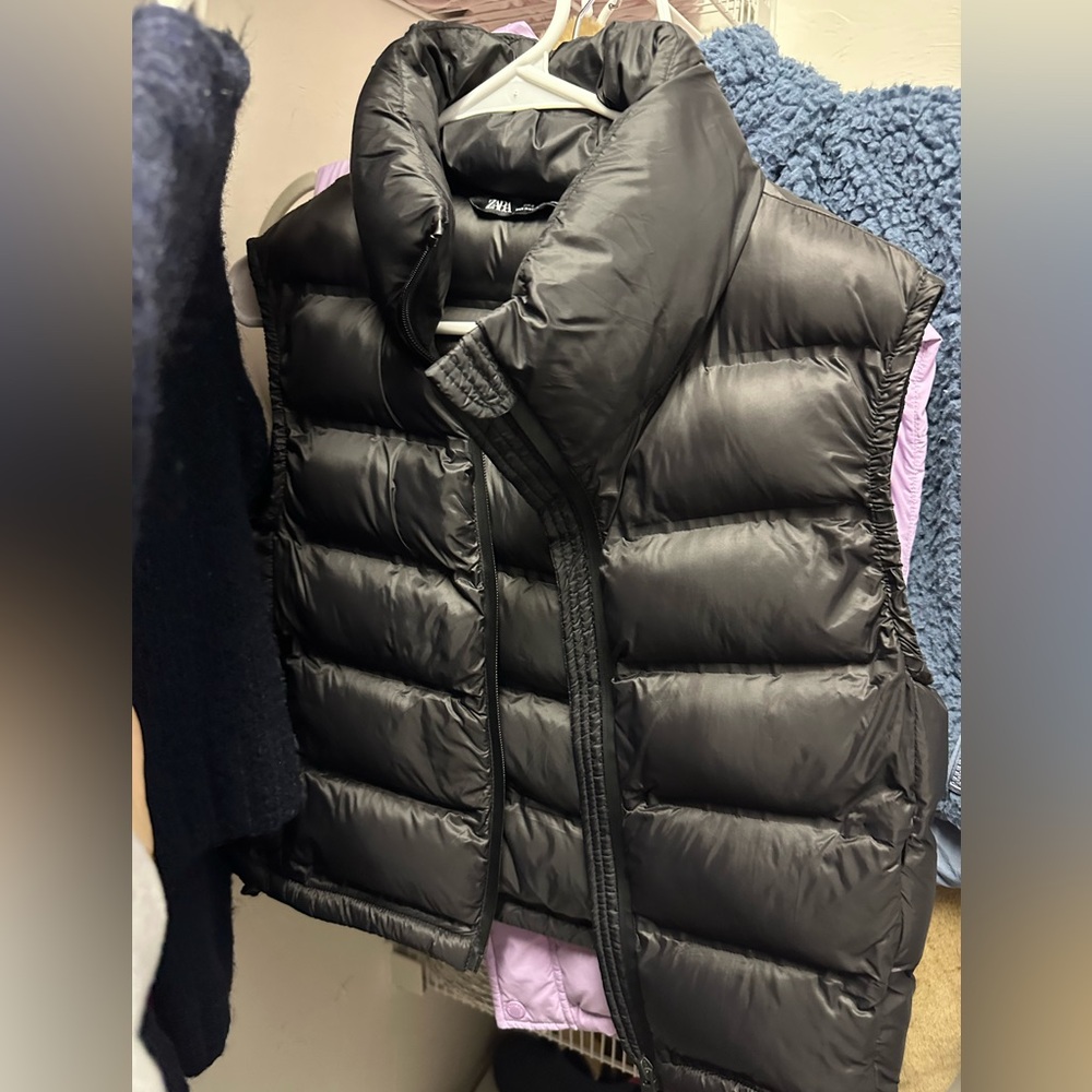 Zara puffer vest
